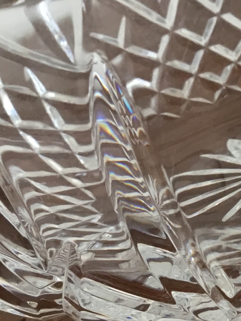 Vintage Waterford ‘Araglin’ 8” Bowl - Picture 8 of 8